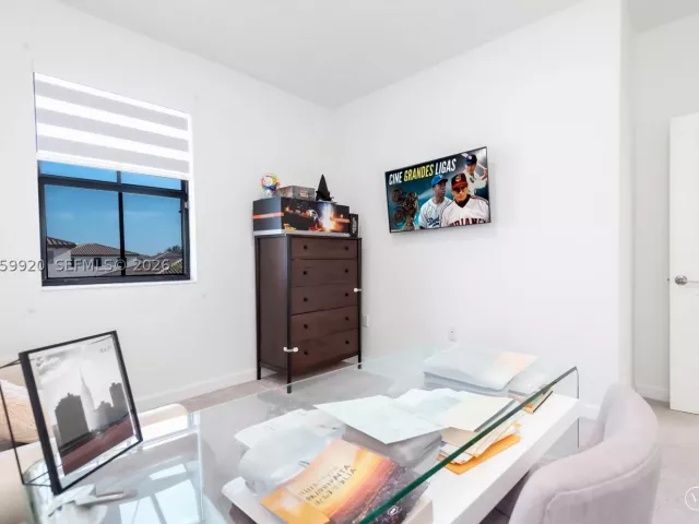 Продажа дома по адресу 11911 SW 239th St - фото 9035516