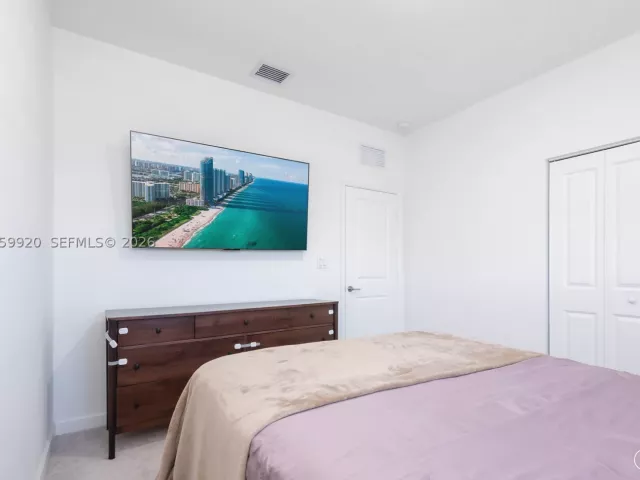 Продажа дома по адресу 11911 SW 239th St - фото 9035521