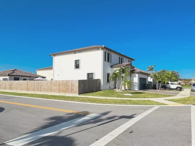 Продажа дома по адресу 11911 SW 239th St - фото 9035524