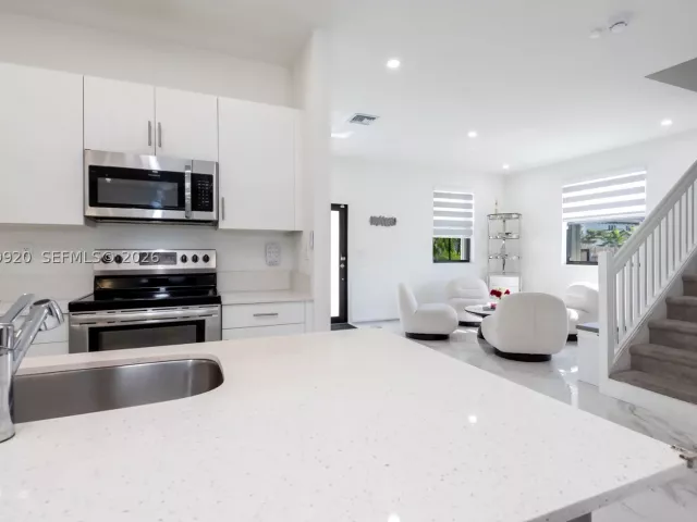Продажа дома по адресу 11911 SW 239th St - фото 9035481