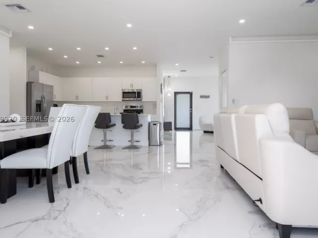 Продажа дома по адресу 11911 SW 239th St - фото 9035485