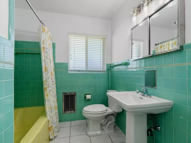 Продажа дома по адресу 360 PALMETTO Street - фото 9034511