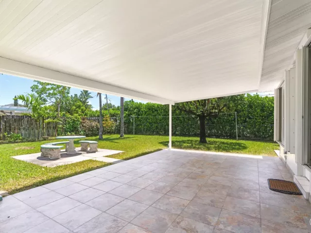 Продажа дома по адресу 360 PALMETTO Street - фото 9034514