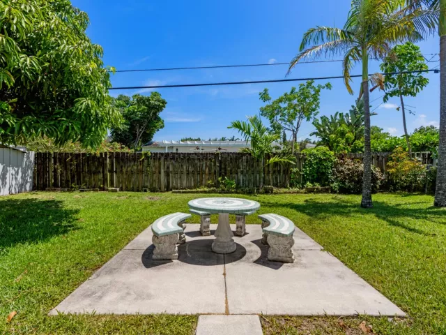Продажа дома по адресу 360 PALMETTO Street - фото 9034515