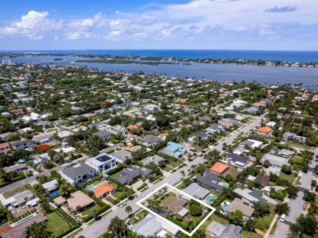 Продажа дома по адресу 360 PALMETTO Street - фото 9034523
