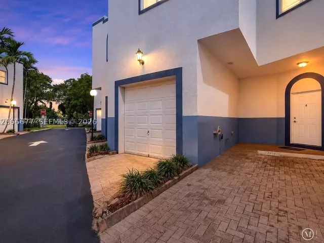 Продажа дома по адресу 2929 SW 18th terrace - фото 9267993
