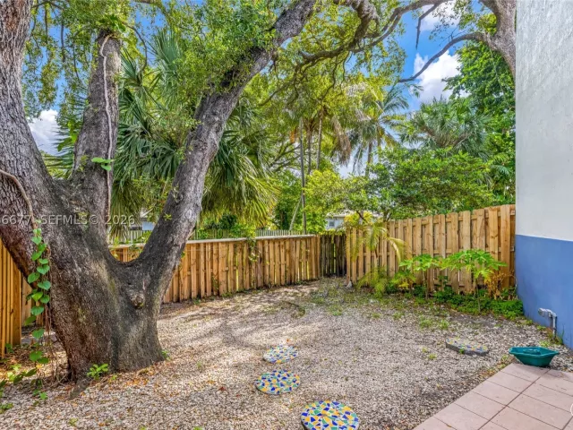Продажа дома по адресу 2929 SW 18th terrace - фото 9268015