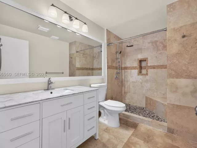 Продажа дома по адресу 1217 NW 122nd Ter - фото 9035367