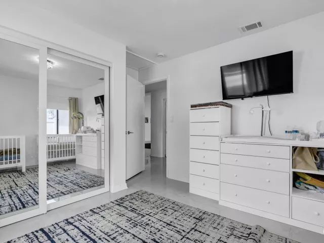 Продажа дома по адресу 21641 SUTTERS Lane - фото 9043879