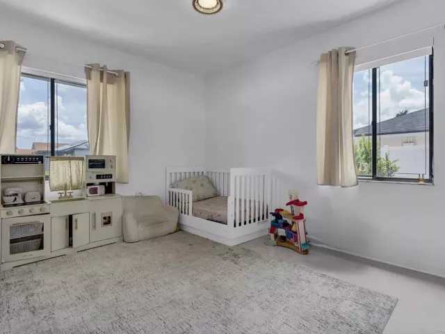 Продажа дома по адресу 21641 SUTTERS Lane - фото 9043880
