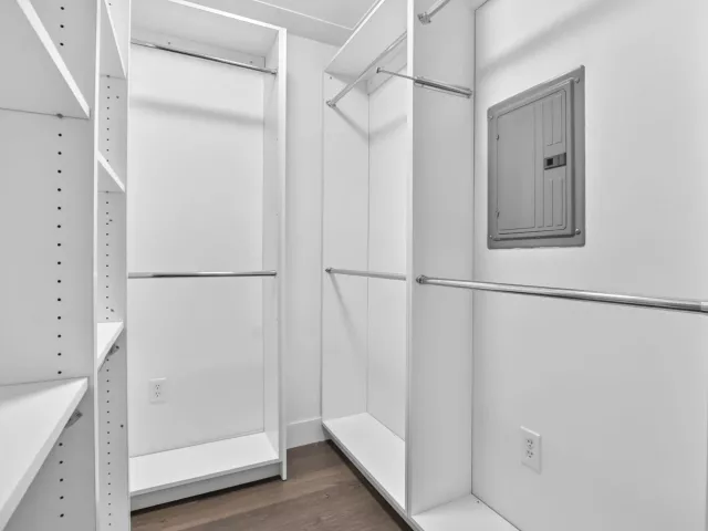 Продажа дома по адресу 335 NE 7th Street - фото 9310963