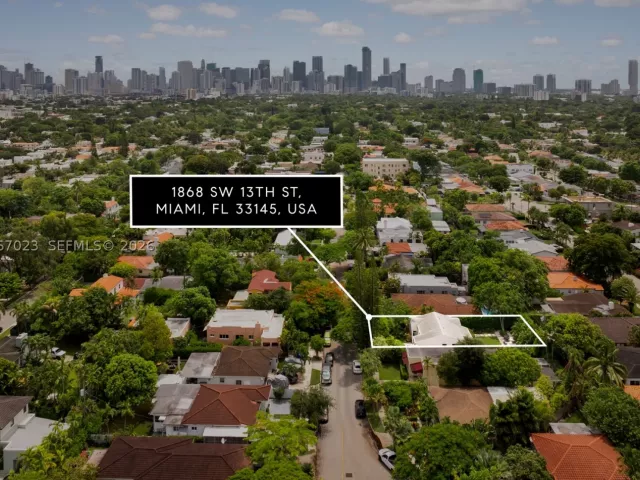 Продажа дома по адресу 1868 SW 13th St - фото 9300614