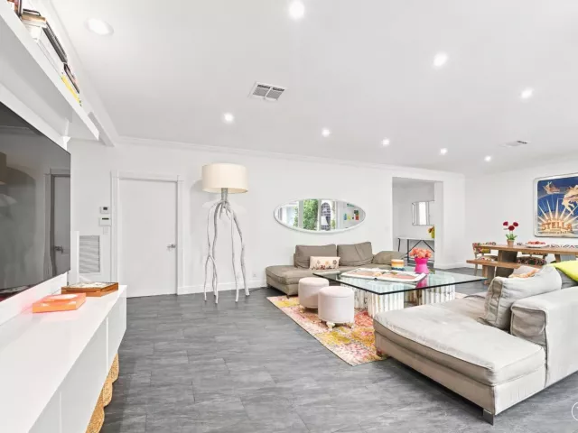 Продажа дома по адресу 5756 NW 39TH Way - фото 9247326