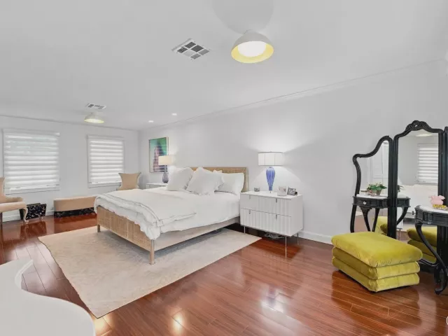 Продажа дома по адресу 5756 NW 39TH Way - фото 9247355