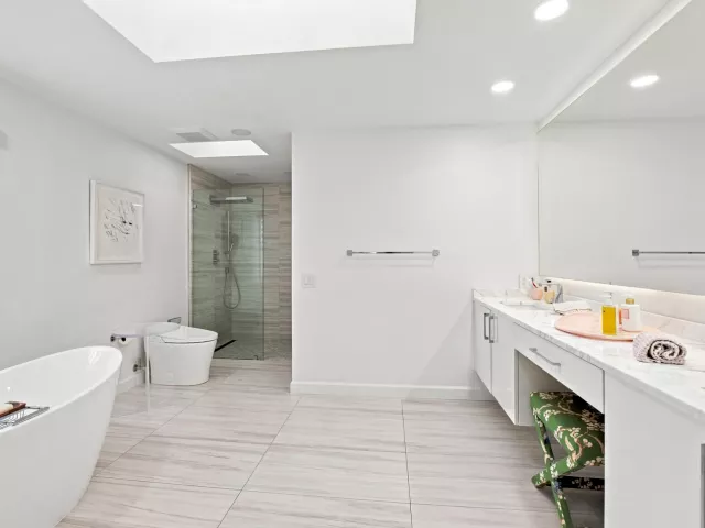 Продажа дома по адресу 5756 NW 39TH Way - фото 9247362