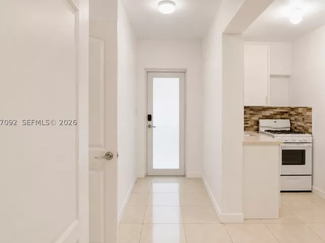 Продажа дома по адресу 2961 NW 173rd Ter - фото 9037733