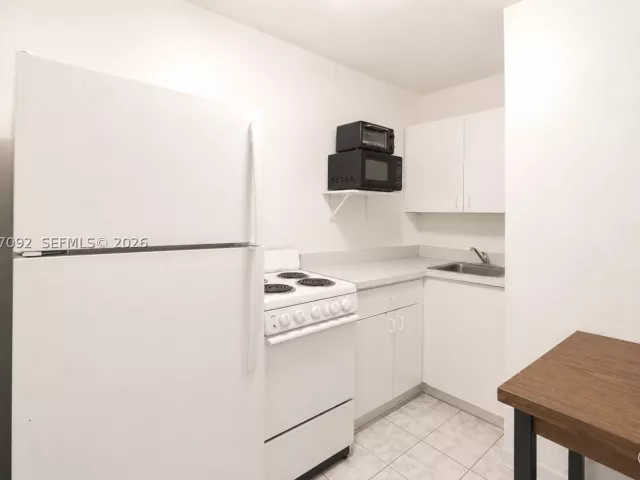 Продажа дома по адресу 2961 NW 173rd Ter - фото 9037739