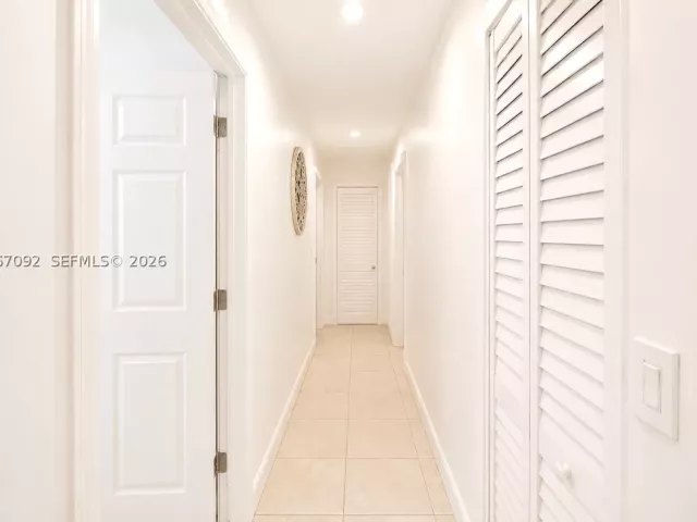 Продажа дома по адресу 2961 NW 173rd Ter - фото 9037721