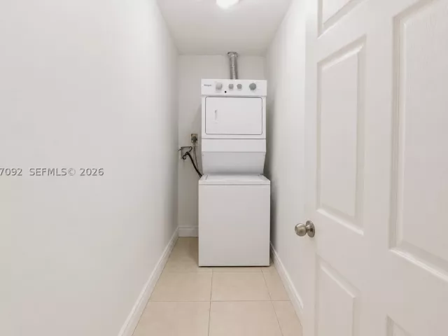 Продажа дома по адресу 2961 NW 173rd Ter - фото 9037722