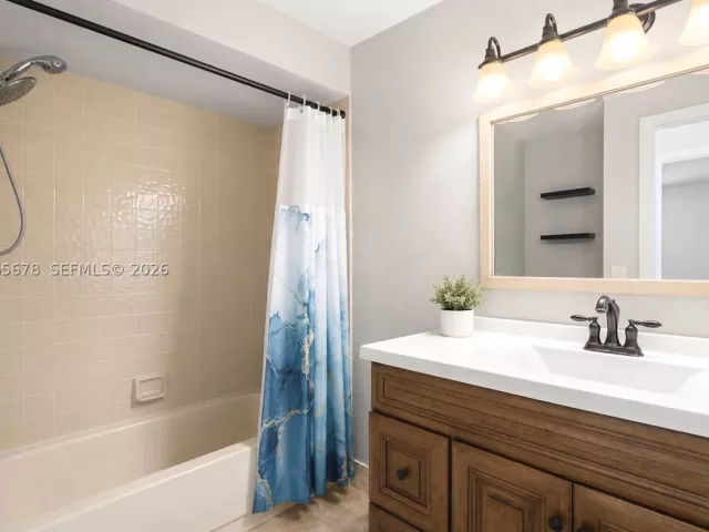 Продажа дома по адресу 2905 Albatross Dr - фото 9038505