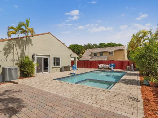 Продажа дома по адресу 2905 Albatross Dr - фото 9038510