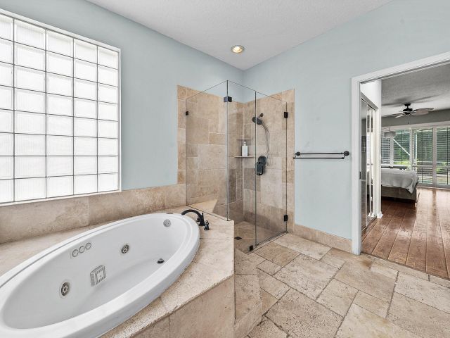 Продажа дома по адресу 13555 KILTIE Court - фото 9031671