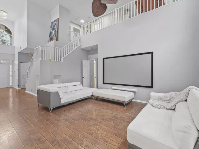 Продажа дома по адресу 13555 KILTIE Court - фото 9031650