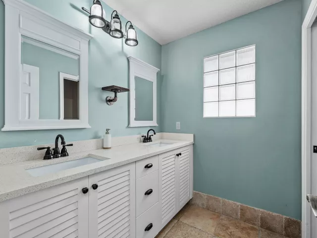 Продажа дома по адресу 13555 KILTIE Court - фото 9031654