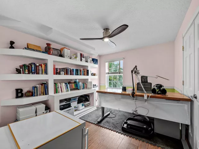 Продажа дома по адресу 13555 KILTIE Court - фото 9031657