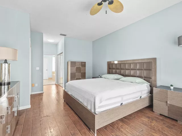 Продажа дома по адресу 13555 KILTIE Court - фото 9031667