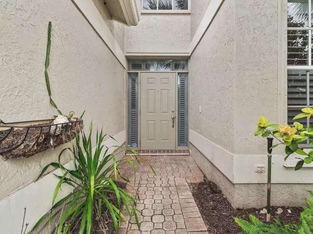 Продажа дома по адресу 13555 KILTIE Court - фото 9031628
