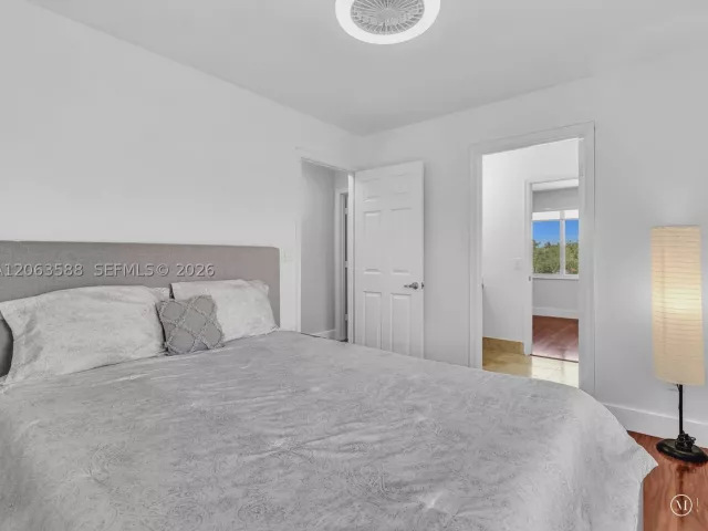 Продажа дома по адресу 1385 NW 192nd Ter - фото 9043950