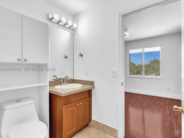 Продажа дома по адресу 1385 NW 192nd Ter - фото 9043951