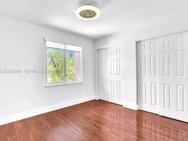 Продажа дома по адресу 1385 NW 192nd Ter - фото 9043953