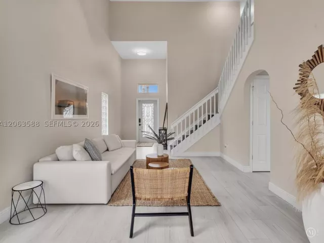 Продажа дома по адресу 1385 NW 192nd Ter - фото 9043920