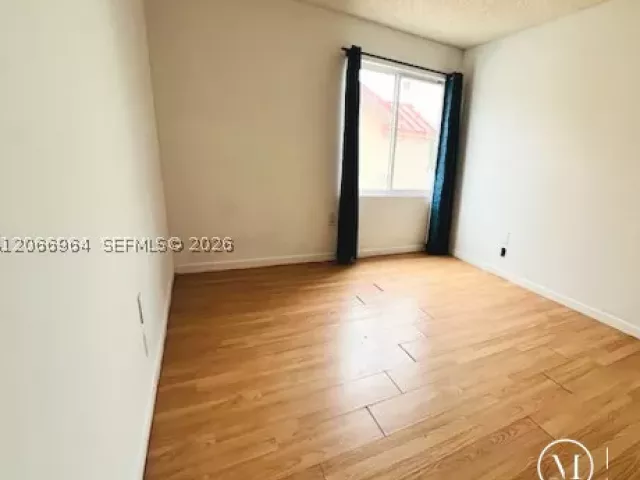 Продажа дома по адресу 12693 NW 8th Ter - фото 9265547