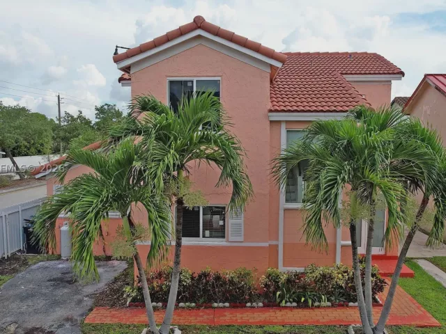 Продажа дома по адресу 12693 NW 8th Ter - фото 9265532