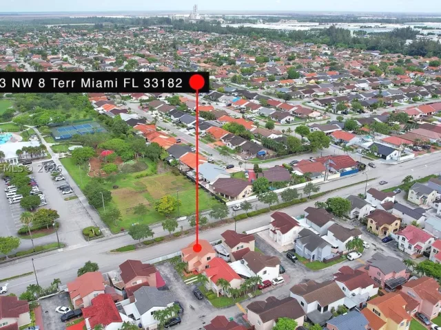 Продажа дома по адресу 12693 NW 8th Ter - фото 9265534