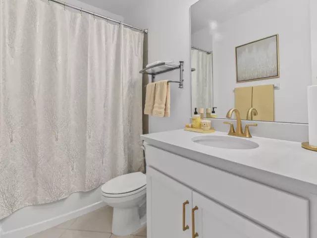 Продажа дома по адресу 355 NW 33RD Lane - фото 9375079
