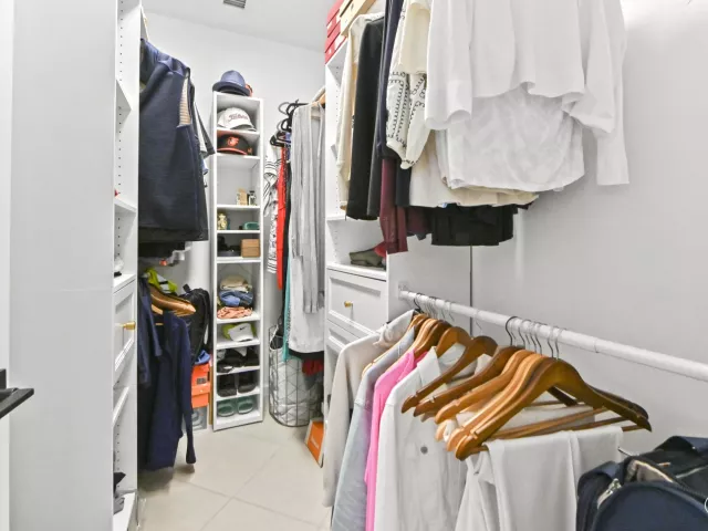 Продажа дома по адресу 355 NW 33RD Lane - фото 9375089