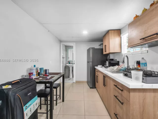 Продажа дома по адресу 1490 NE 151st Ter - фото 9065895