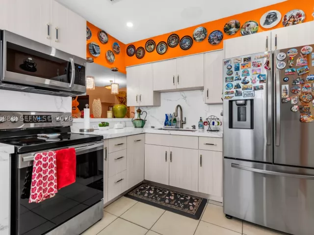 Продажа дома по адресу 1490 NE 151st Ter - фото 9065920