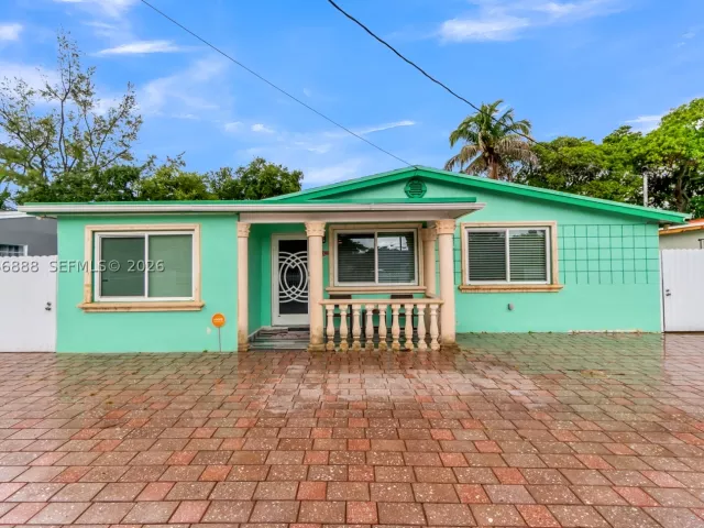 Продажа дома по адресу 1490 NE 151st Ter - фото 9065857