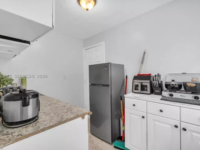 Продажа дома по адресу 1490 NE 151st Ter - фото 9065930