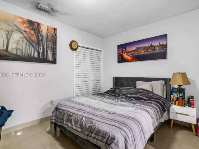 Продажа дома по адресу 1490 NE 151st Ter - фото 9065940