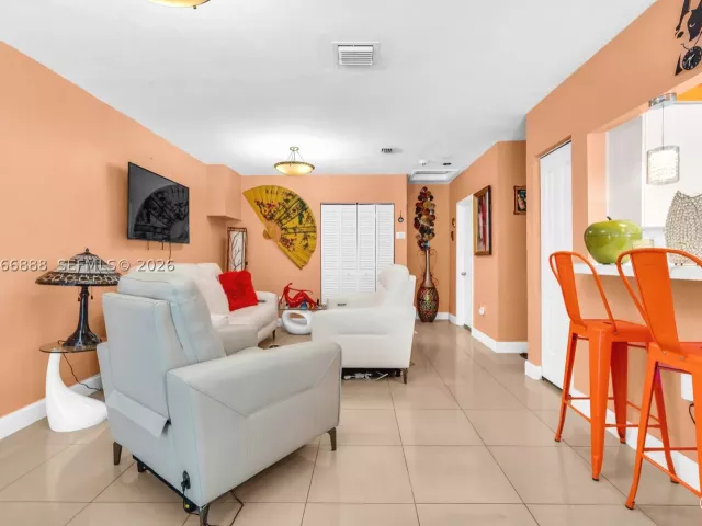 Продажа дома по адресу 1490 NE 151st Ter - фото 9065879
