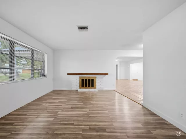 Продажа дома по адресу 6700 Forest Court - фото 9375601