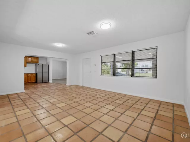 Продажа дома по адресу 6700 Forest Court - фото 9375609