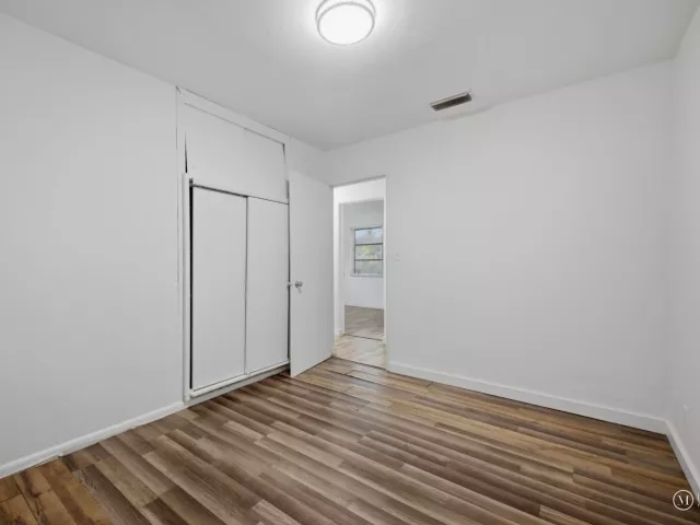 Продажа дома по адресу 6700 Forest Court - фото 9375614