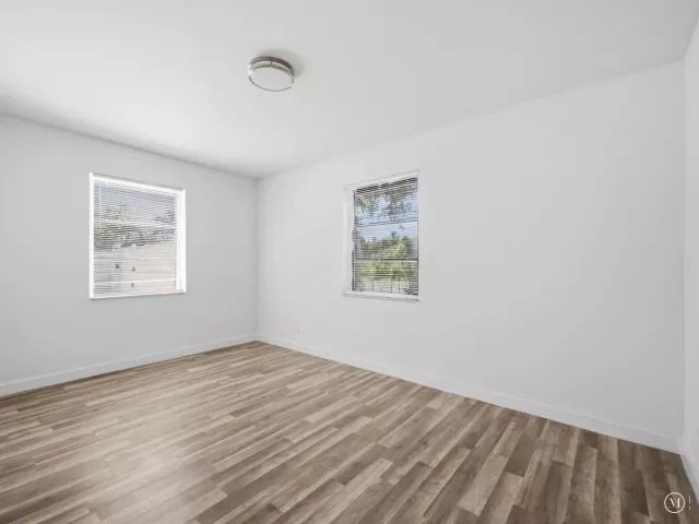 Продажа дома по адресу 6700 Forest Court - фото 9375619